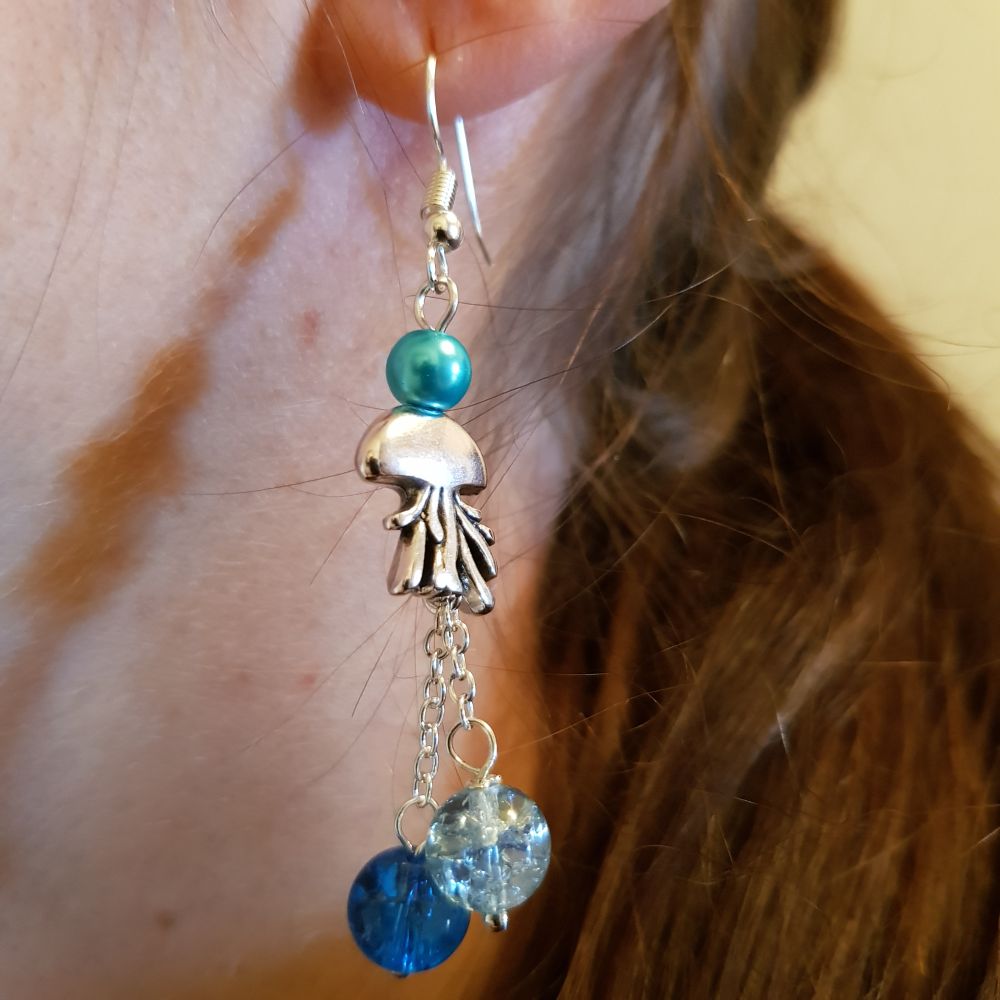 Ohrring Qualle blau